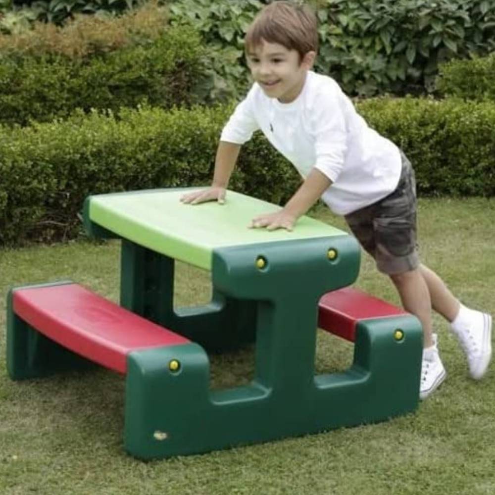 Kids Picnic Table: image 2